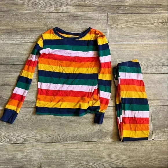 Old navy striped rainbow pjs Sz 7 - Picture 3 of 3